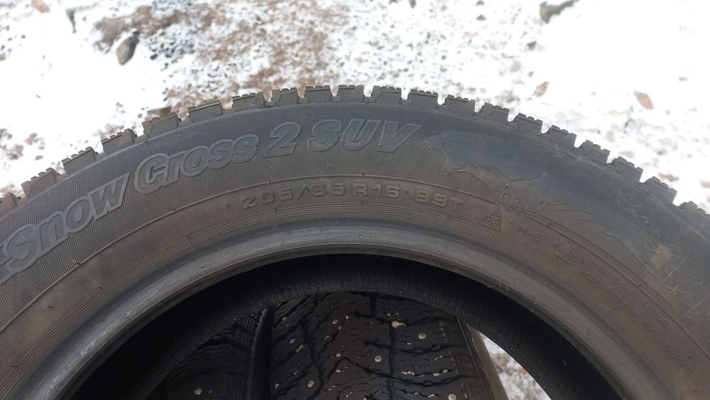 Продам шины. размер 205/65R16. 3 штуки.