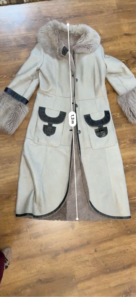 Cojoc piele de miel cu insertii de piele naturala si blana naturala