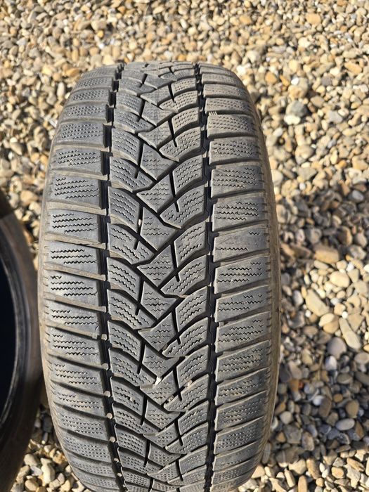 Anvelope iarna 205 55 16 Dunlop