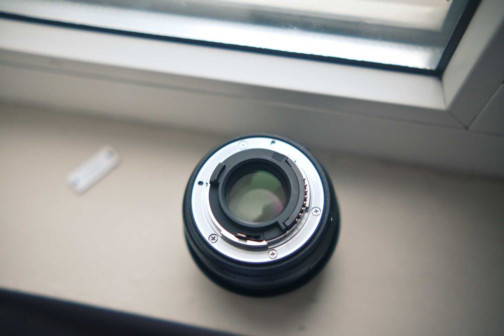 Nikon DX AF-S Nikkor 35mm 1:1.8G - чудесен избор и с FTZ