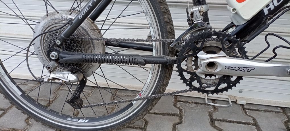 Rocky mountain Електрически велосипед с пълно окачване мекица
