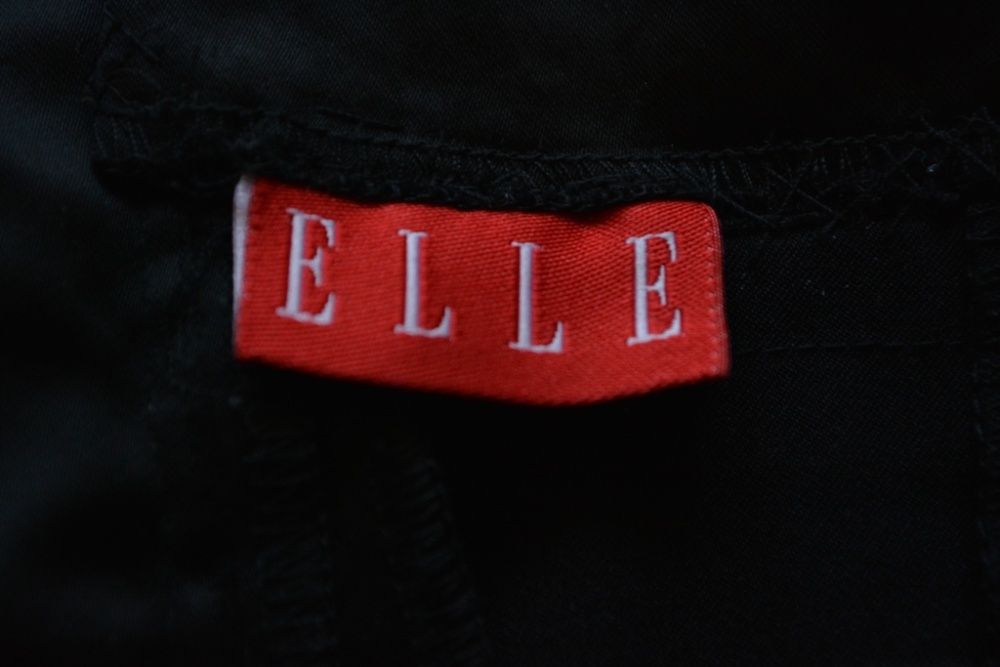 Оригинална черна рокля ELLE тип бюстие, размер S/M, с еластичност