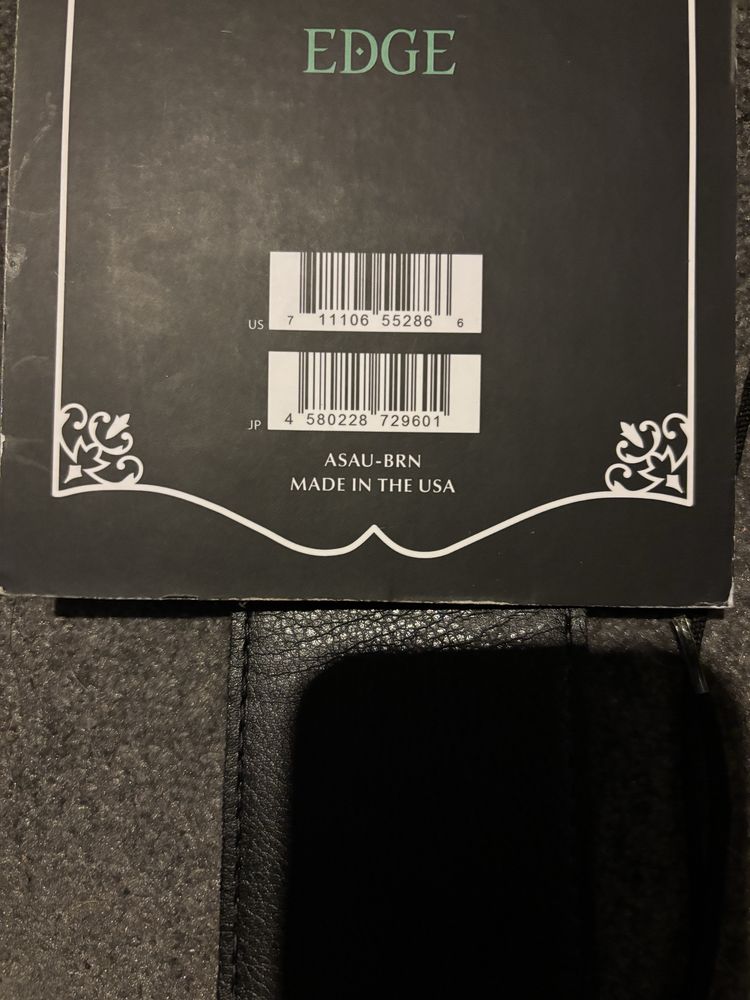Gibson китарни колани