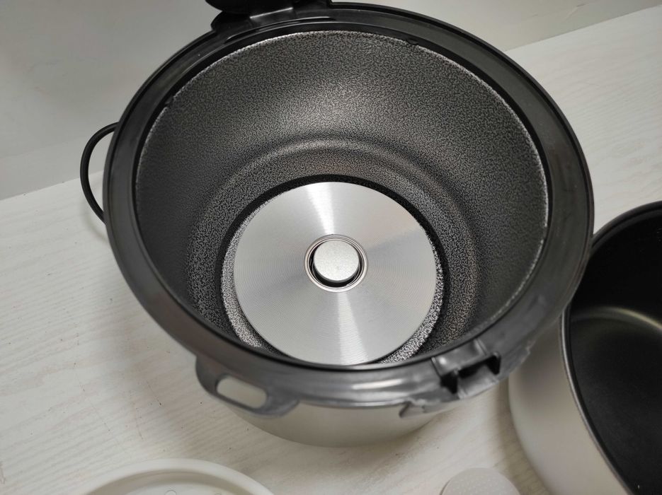 Multicooker Delimano 18 в 1 – модел KF-R50, чисто нов, без кутия