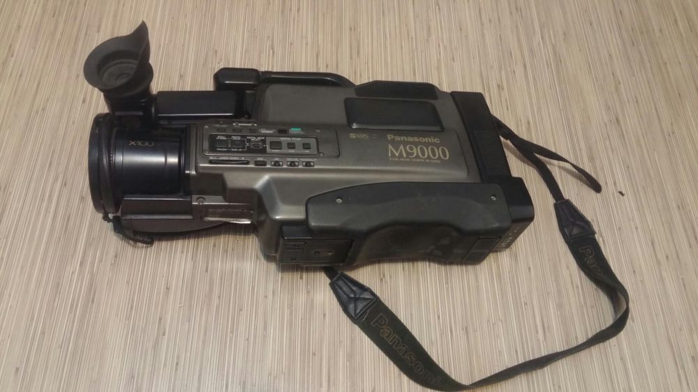 Camera VHS Panasonic M9000