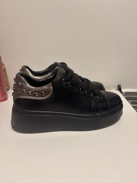 Дамски обувки 37 номер