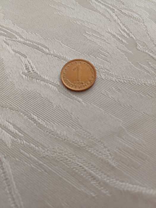 Продавам монета с дефект