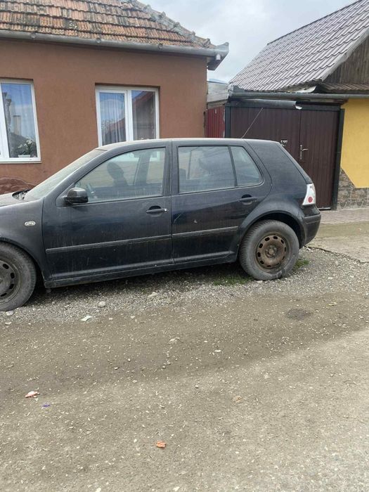Vw golf 4 pentru piese