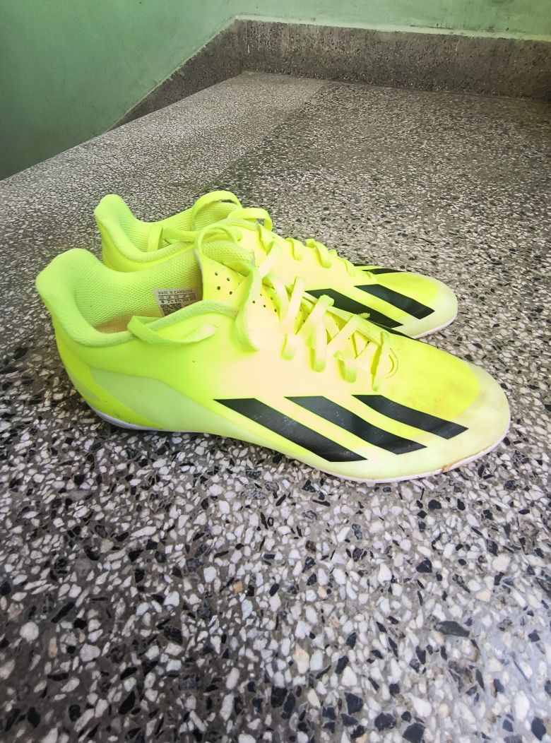 Детски обувки Adidas за футбол на закрито , номер 41 1/3