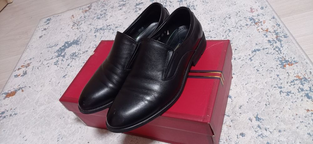 Продам мужской туфли