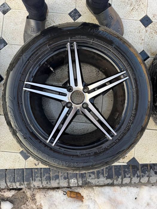 Диска сотилади R16