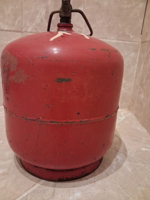 Газова бутилка туристическа