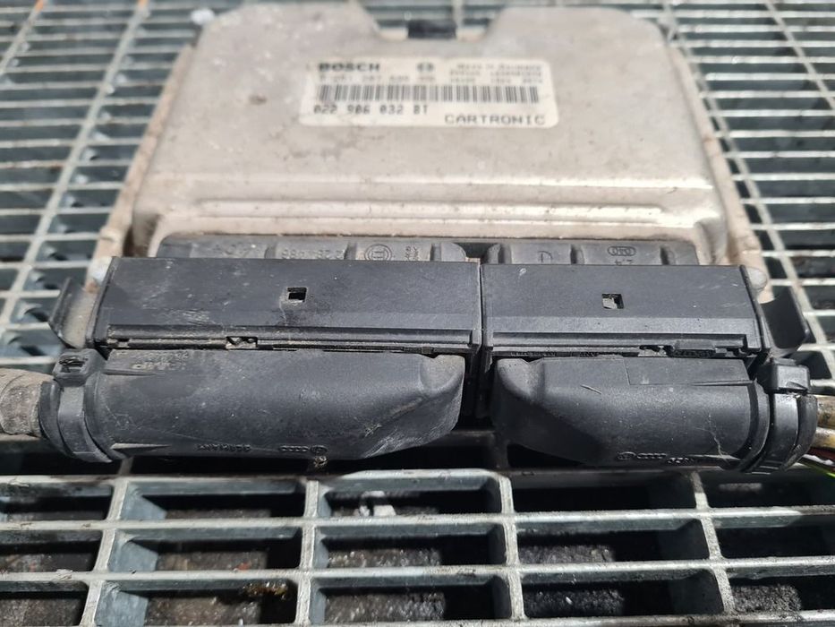 Calculator motor Porsche Cayenne 4.5 Benzina 2002 - 2006 340CP Automata (935) 022906032BT