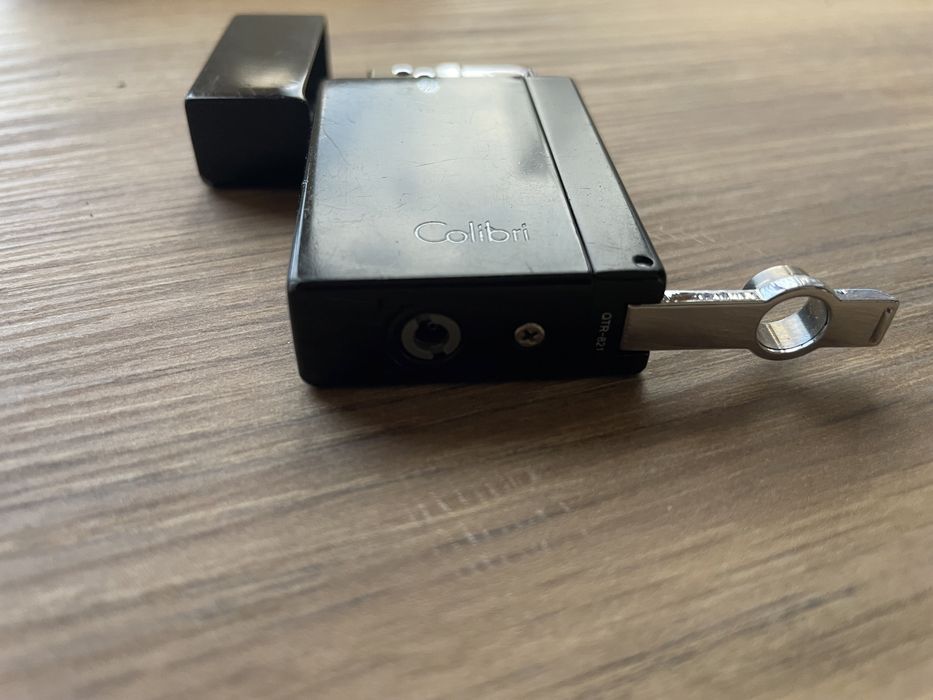 Запалка Colibri