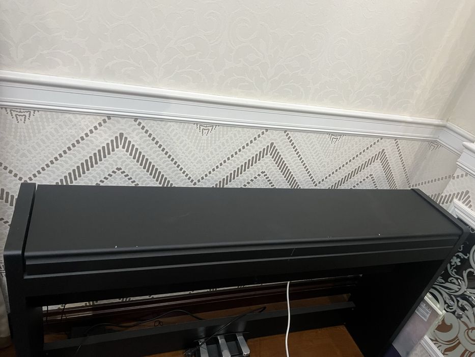 Продаю срочно пианино korg