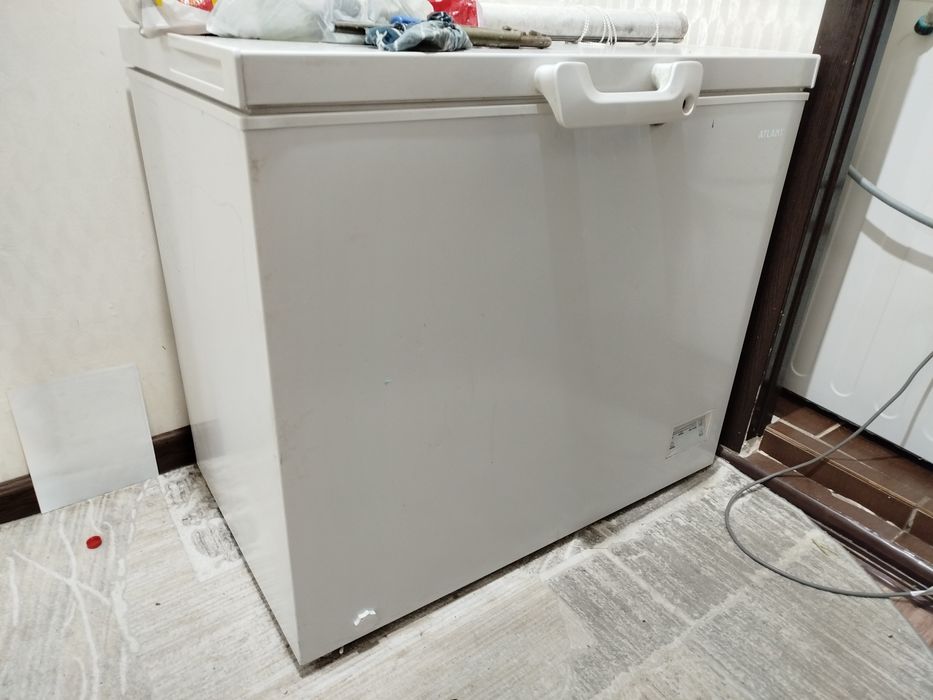 Продается морозильная камера