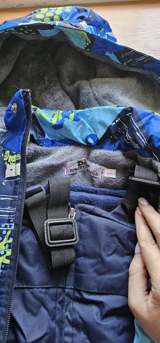 Детский комбинезон и куртка