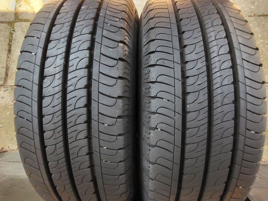 2бр 205/65/15С гудияр като нови 8 платови подсилени за бус