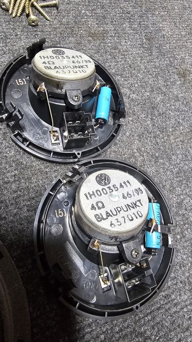 Set difuzoare + tweetere originale Volkswagen Golf 3 / Vento / Passat