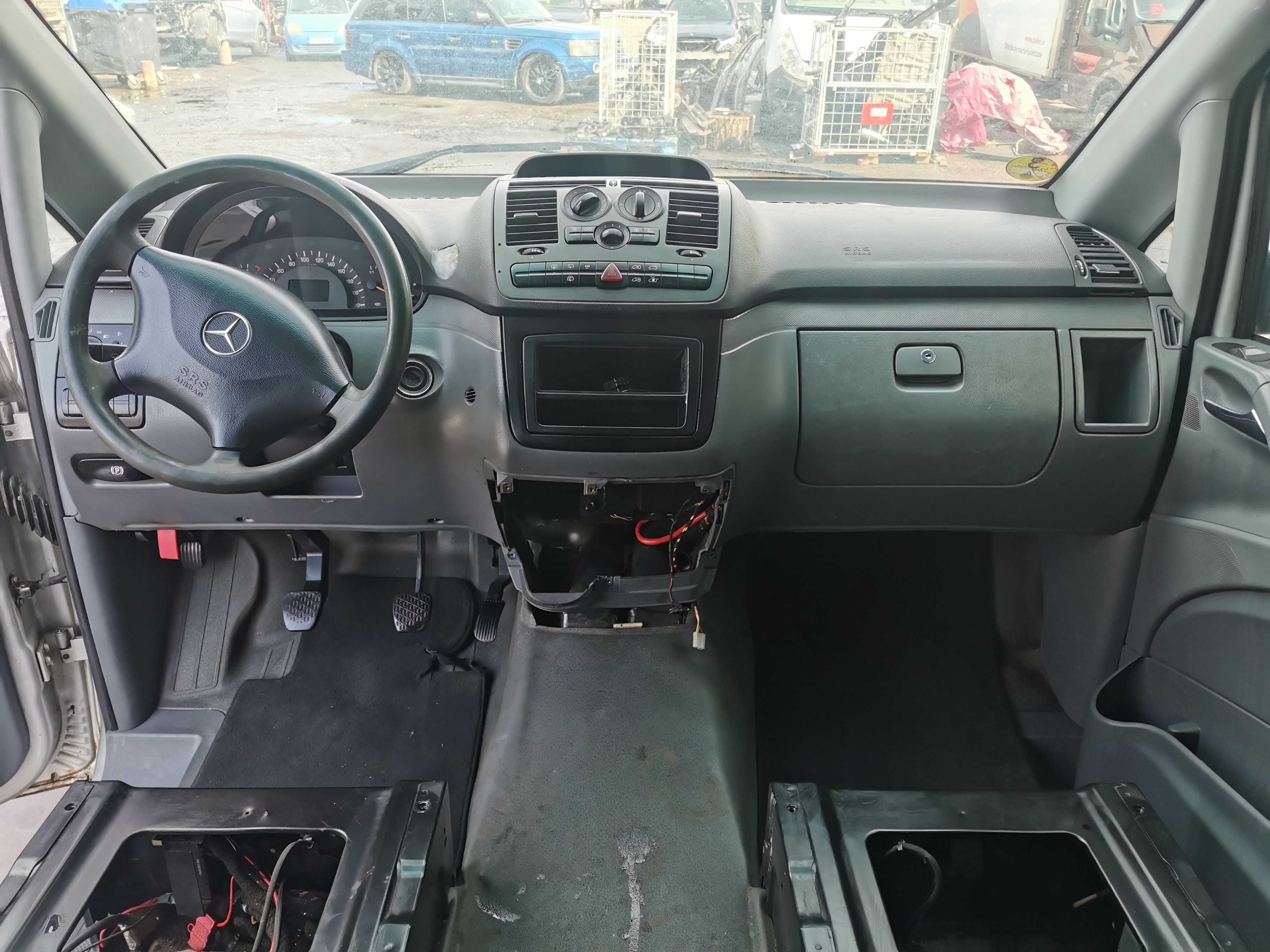 Dezmembrez Vito/Viano W638 111CDI 2.2 euro4/Compresor clima/Alternator