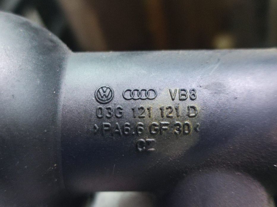 Carcasa Termostat 03G121121D 2.0 crd BYL (ECL) Volkswagen VW Passat B
