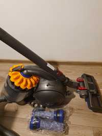 Aspirator Dyson Ball DC33C PRO sistem ciclonic