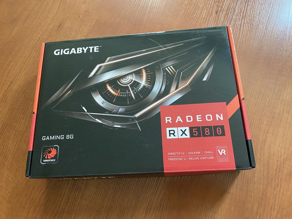 Продам видеокарту Gigabite Radeon RX580 8 gb