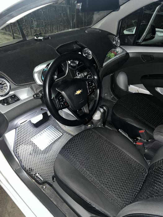 Спарк наварот сотилади. 2017 йил