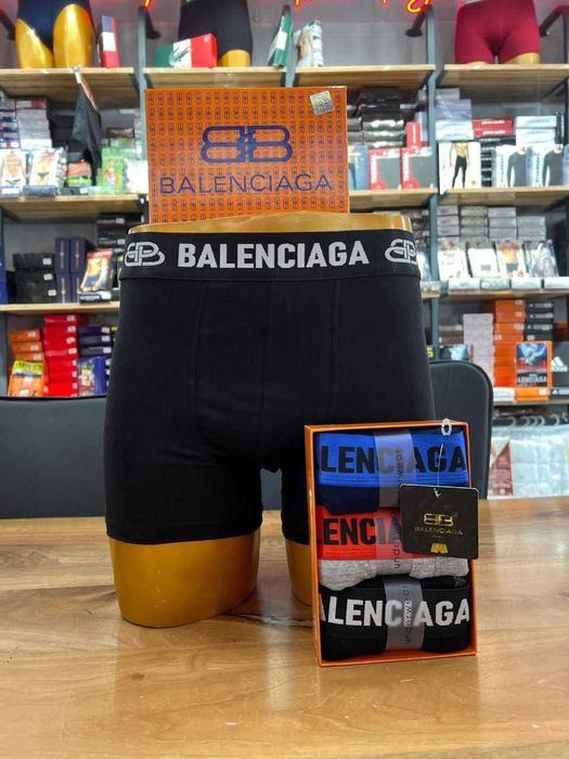 Vind  boxeri Premium modele  2025  ARMANI  DIESEL  BALENCIAGA  CHANEL