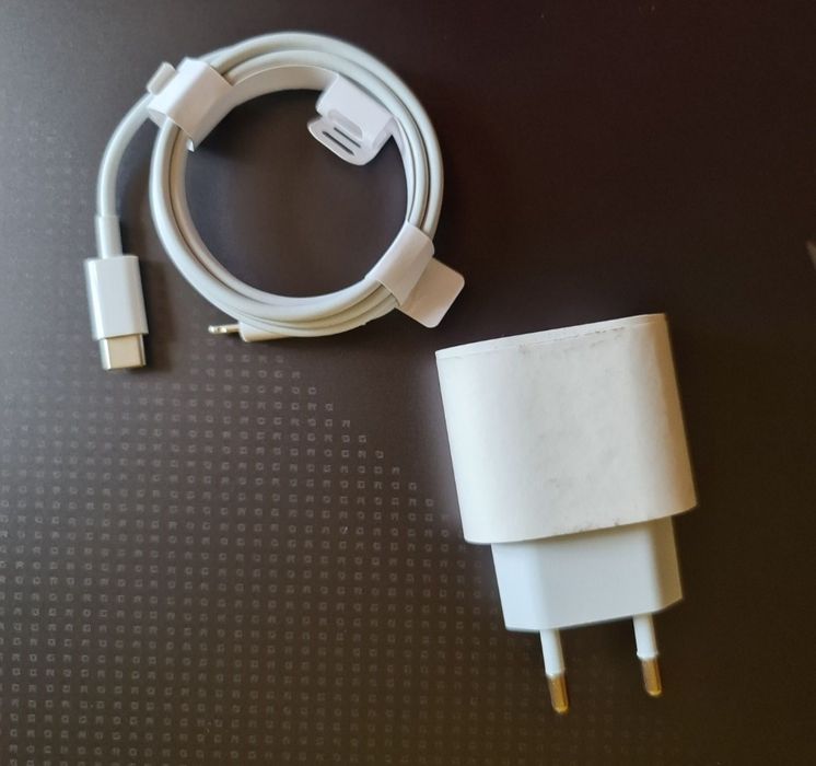 iPhone 16pro зарядка оригинальная