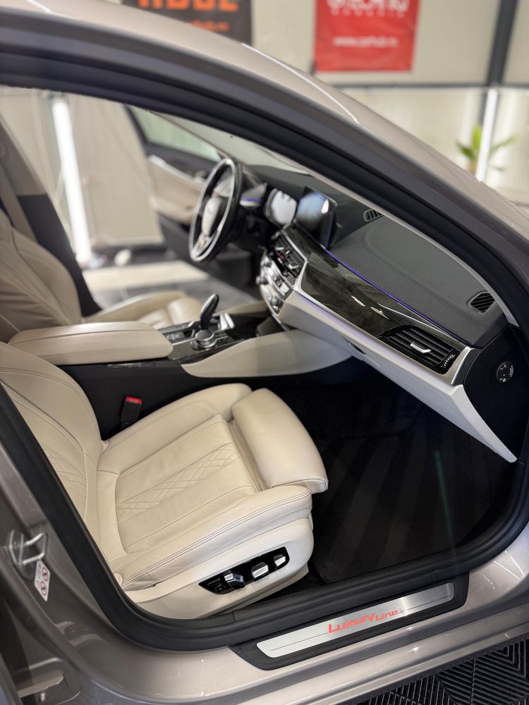 Bmw seria 5 Luxury Line 540i xDrive SRL sau PF