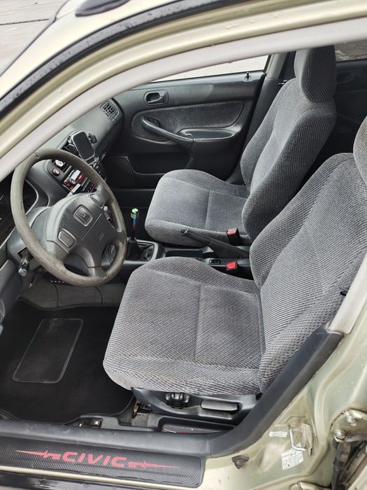Honda Civic 1.4i