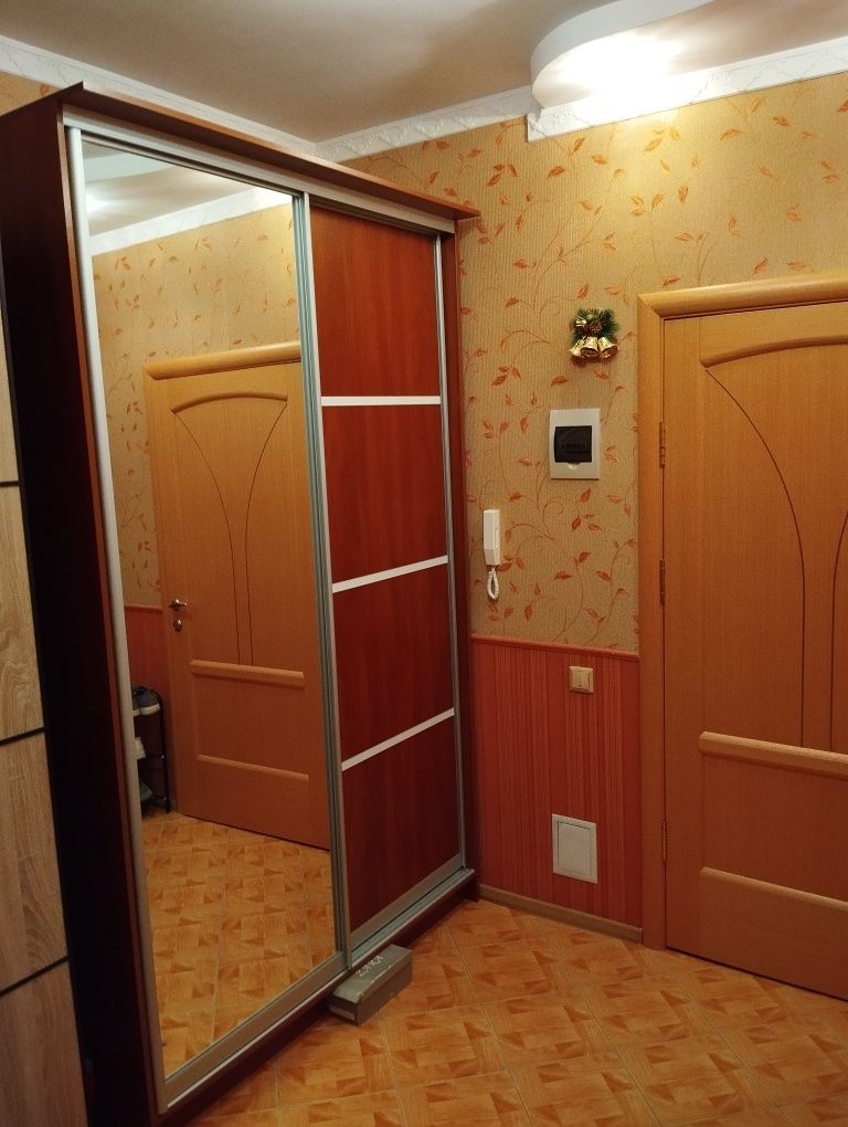 Продается 4-х комнатная Квартира в Центре