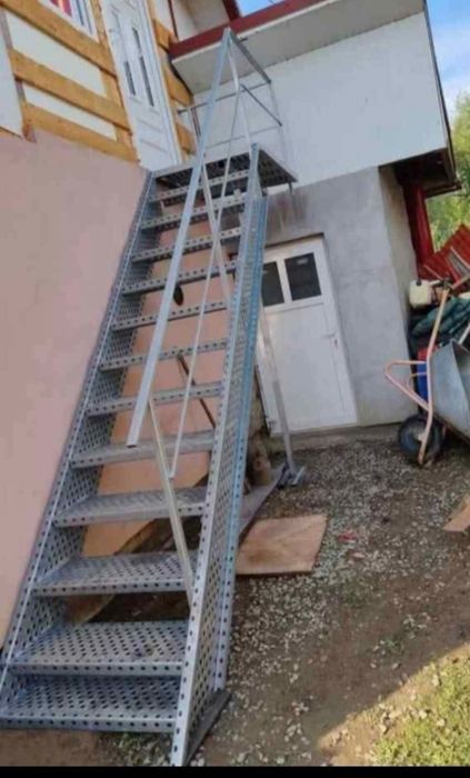 Scară zincata de vânzare livram or unde în țară și pace pe comanda