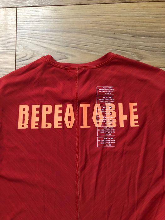 REEBOK-tricou in stare impecabila pentru barbati