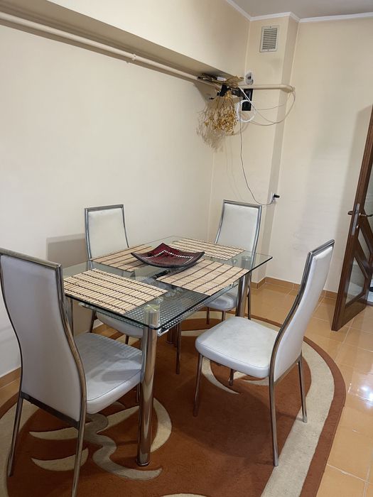 Apartamente 4 camere