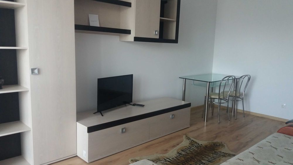 Inchiriez apartament 3 camere Drumul Taberei, la 10 minute de metrou.