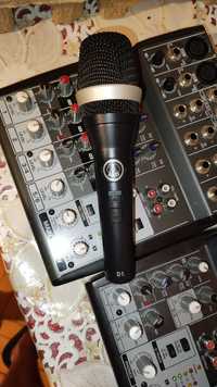 Microfone și aparaturi muzică