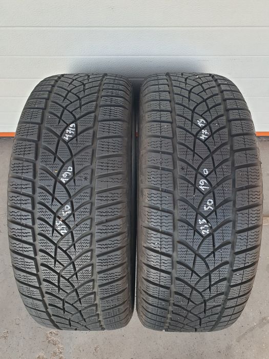 Зимни гуми 2 броя GOODYEAR UltraGrip 235 50 R19 дот 4719