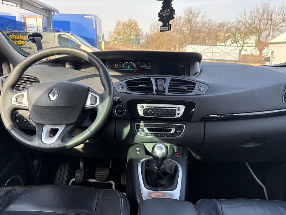 Renault Scenic - 1.6 dci - 130 CP - 2012
