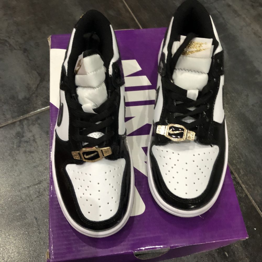 Nike SB Dunk Low - 40 номер