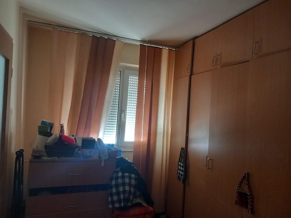 Vând apartament - Timișoara, str. Iederei, calea Sagului