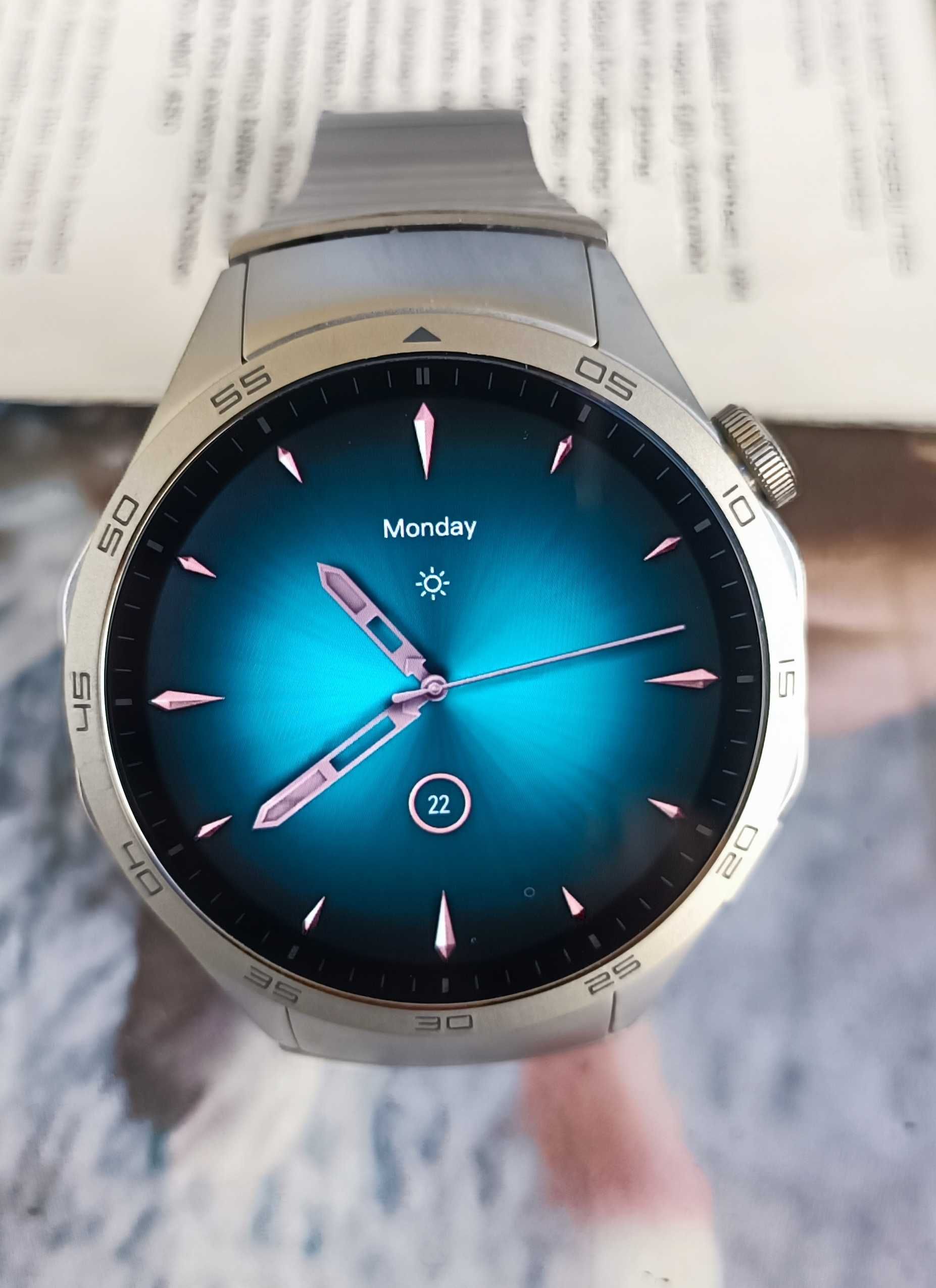 Продавам Huawei watch 4 gt