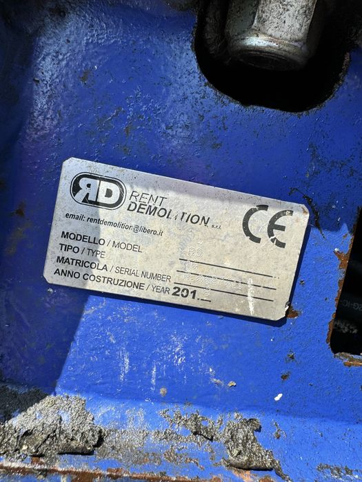 Graifer hdiraulic  rotativ pentru utilaje 20-30Tone an 2018