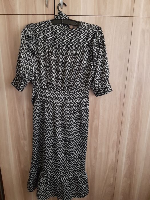 Платье брендовое MODIS новое, Китай