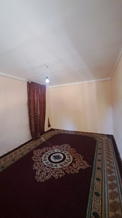 Чирчик шахар 
Окковок хамкорбанк ёнида 
#1-хона 1-этаж 
Квартира и