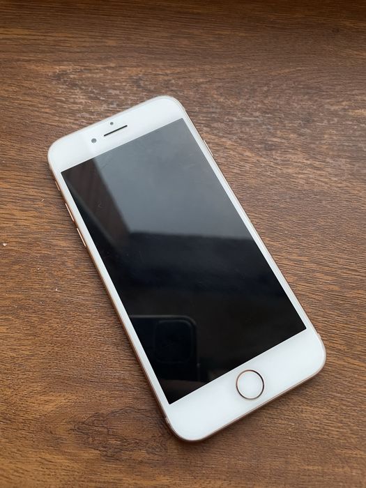 iPhone 8 sotladi