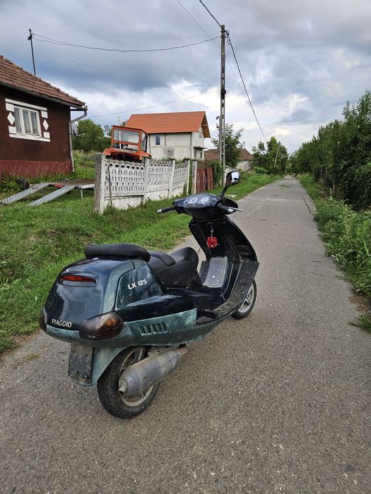 Vând scuter PIAGGIO 125,impecabil!!!