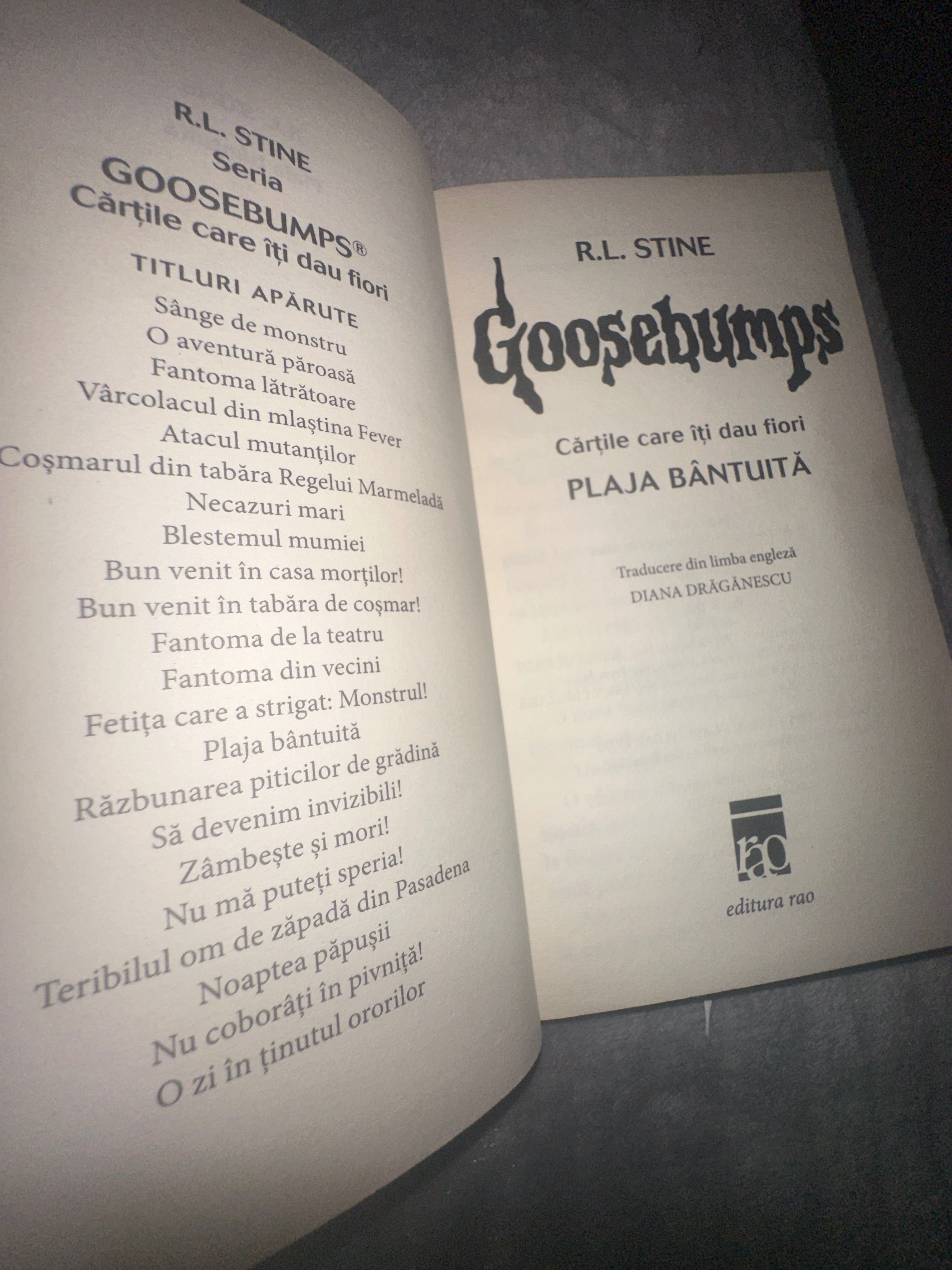 carte scrisă de R.L. STINE