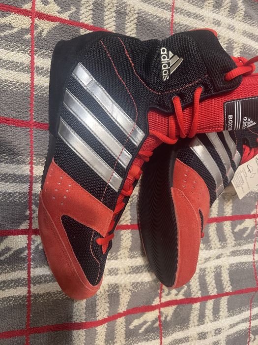 Адидас-борцовки 40 номер-нови